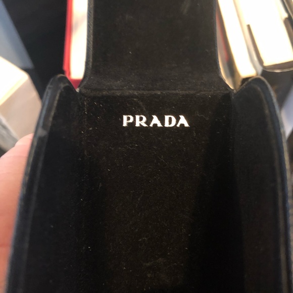 PRADA SUNGLASSES RETAIL $370 - Picture 7 of 7